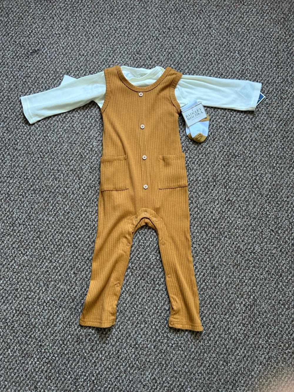 Badgley Mischka Cream and camel color Baby Bodysuit set